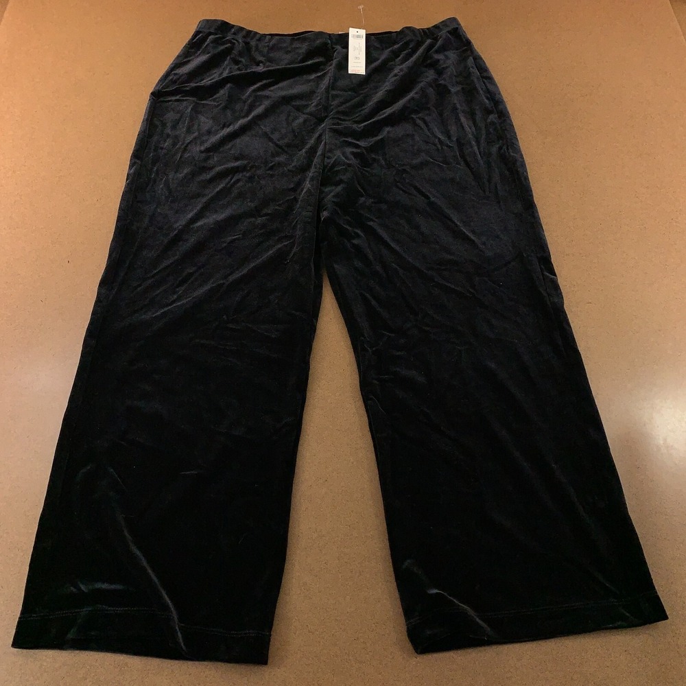 Chicos Travelers Womens Size 16/18S Black Velvet Pull On Straight Leg Pants NWT